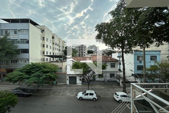 Vista do quarto 1 de apartamento para alugar com 2 quartos, 65m² em Méier, Rio de Janeiro