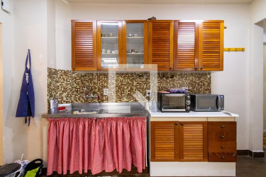 Cozinha de apartamento à venda com 2 quartos, 121m² em Bela Vista, Porto Alegre