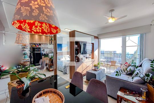 Kitnet/Studio à venda com 1 quarto, 40m² em Vila Regente Feijó, São Paulo