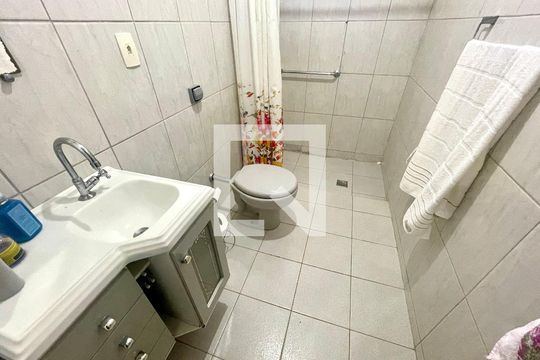 Banheiro de casa à venda com 3 quartos, 119m² em Vila Isabel Eber, Jundiaí