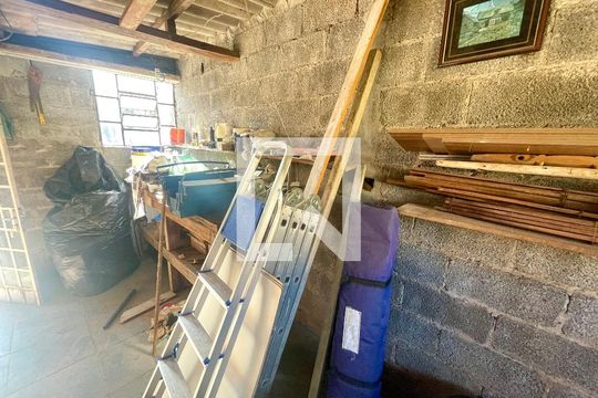 Quarto dos fundos "barracão" de casa à venda com 3 quartos, 119m² em Vila Isabel Eber, Jundiaí