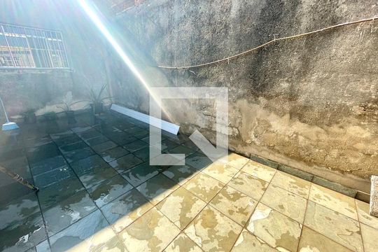 Quintal de casa à venda com 3 quartos, 119m² em Vila Isabel Eber, Jundiaí