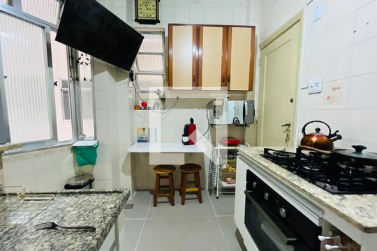 Cozinha de apartamento à venda com 3 quartos, 132m² em Botafogo, Rio de Janeiro