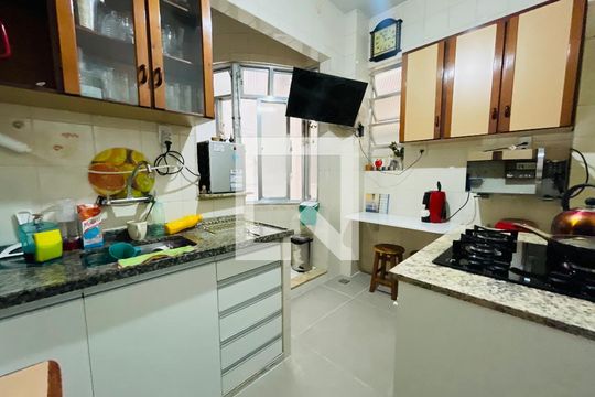 Cozinha de apartamento à venda com 3 quartos, 132m² em Botafogo, Rio de Janeiro