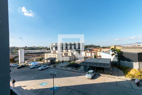 Quarto 2 vista de apartamento para alugar com 2 quartos, 55m² em Santa Maria, Belo Horizonte