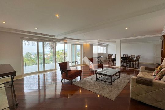 Casa de Condomínio à venda com 6 quartos, 1250m² em Alphaville, Santana de Parnaíba