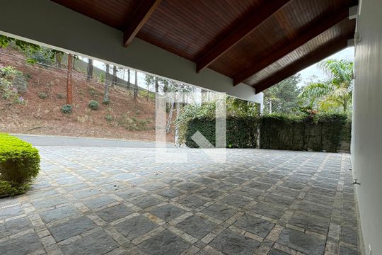 Garagem de casa de condomínio à venda com 6 quartos, 1250m² em Alphaville, Santana de Parnaíba