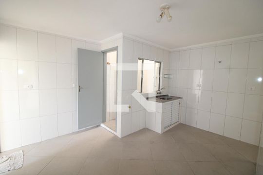 Cozinha / Área de Serviço de casa para alugar com 2 quartos, 50m² em Lauzane Paulista, São Paulo
