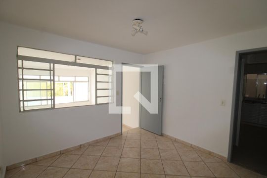Sala 2 de casa para alugar com 2 quartos, 50m² em Lauzane Paulista, São Paulo