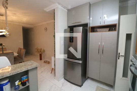 Cozinha de casa para alugar com 3 quartos, 121m² em Vila Antonieta, São Paulo