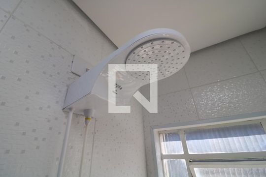 Banheiro 2 de casa para alugar com 3 quartos, 121m² em Vila Antonieta, São Paulo
