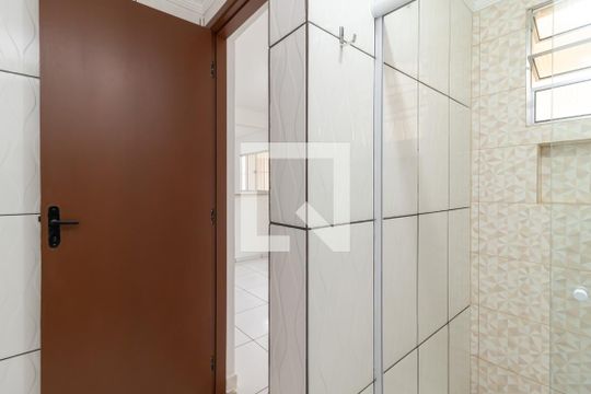 Banheiro de apartamento para alugar com 2 quartos, 56m² em Imirim, São Paulo