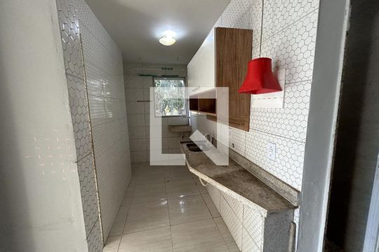 Cozinha de casa para alugar com 2 quartos, 50m² em Quintino Bocaiúva, Rio de Janeiro