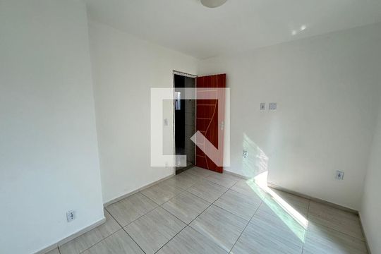 Quarto 1 de casa para alugar com 2 quartos, 50m² em Quintino Bocaiúva, Rio de Janeiro