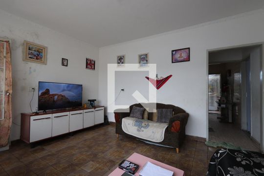 Casa à venda com 3 quartos, 290m² em Jardim Guairaca, São Paulo