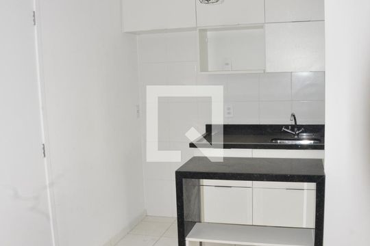 Cozinha de apartamento para alugar com 2 quartos, 42m² em Vila Nova Cachoeirinha, São Paulo