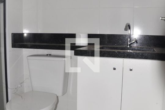 Banheiro Social de apartamento para alugar com 2 quartos, 42m² em Vila Nova Cachoeirinha, São Paulo