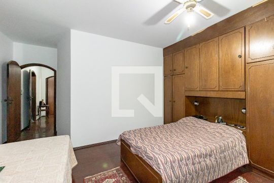 Quarto 1 de casa para alugar com 3 quartos, 440m² em Indianópolis, São Paulo