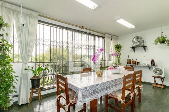 Sala de casa para alugar com 3 quartos, 440m² em Indianópolis, São Paulo