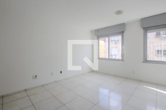 Sala/Quarto de kitnet/studio à venda com 1 quarto, 30m² em Jardim Dona Leopoldina, Porto Alegre