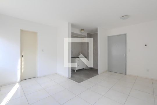 Sala/Quarto de kitnet/studio à venda com 1 quarto, 30m² em Jardim Dona Leopoldina, Porto Alegre