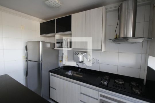 Cozinha de apartamento para alugar com 2 quartos, 56m² em Jardim das Esmeraldas, Goiânia