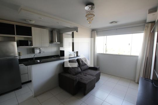 Sala de apartamento para alugar com 2 quartos, 56m² em Jardim das Esmeraldas, Goiânia