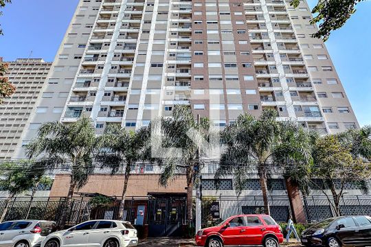 Fachada de apartamento para alugar com 3 quartos, 60m² em Liberdade, São Paulo