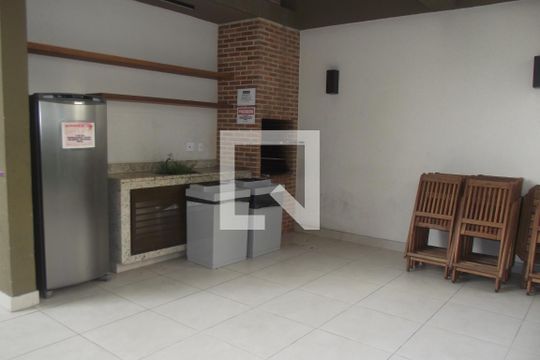 Área comum de apartamento para alugar com 2 quartos, 49m² em Del Castilho, Rio de Janeiro