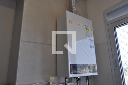 Lavanderia  de apartamento para alugar com 2 quartos, 49m² em Del Castilho, Rio de Janeiro
