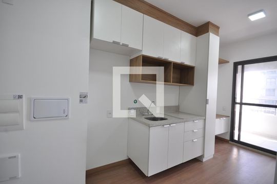 Cozinha de kitnet/studio para alugar com 1 quarto, 29m² em Tucuruvi, São Paulo