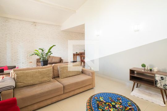 Sala de casa à venda com 3 quartos, 208m² em Nova Petrópolis, São Bernardo do Campo