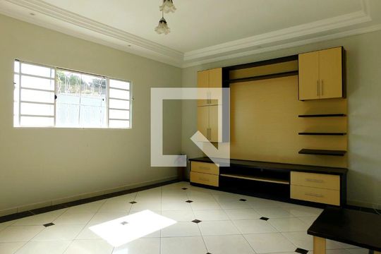 Sala de casa para alugar com 3 quartos, 150m² em São Luiz, Paulínia