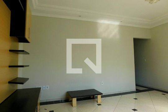 Sala de casa para alugar com 3 quartos, 150m² em São Luiz, Paulínia