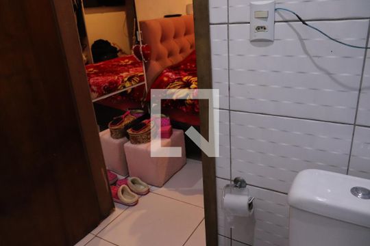 Banheiro suíte de casa à venda com 3 quartos, 112m² em Feitoria, São Leopoldo