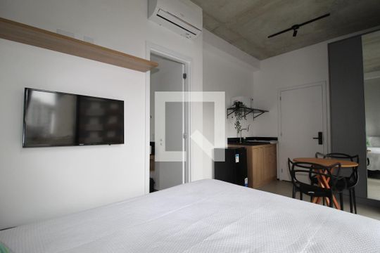 Studio de kitnet/studio para alugar com 1 quarto, 27m² em Vila Olímpia, São Paulo