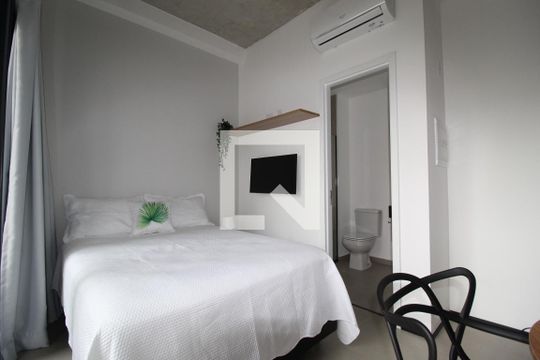 Studio de kitnet/studio para alugar com 1 quarto, 27m² em Vila Olímpia, São Paulo