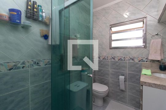 Banheiro Social de casa à venda com 2 quartos, 120m² em Parada Inglesa, São Paulo