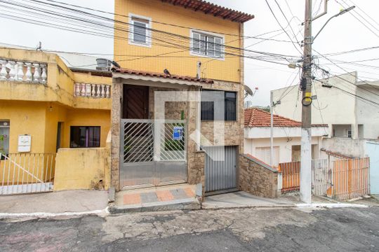 Fachada de casa à venda com 2 quartos, 120m² em Parada Inglesa, São Paulo