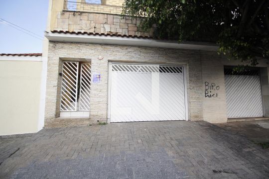 Fachada + Plaquinha de casa à venda com 4 quartos, 262m² em Água Fria, São Paulo