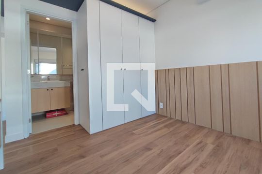 Quarto de apartamento para alugar com 1 quarto, 37m² em Cambuí, Campinas