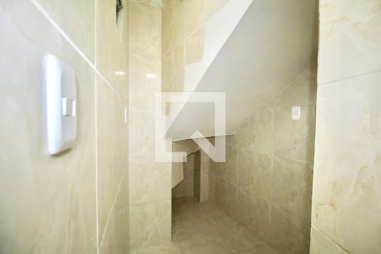 Banheiro de kitnet/studio para alugar com 1 quarto, 42m² em Nazaré, Salvador