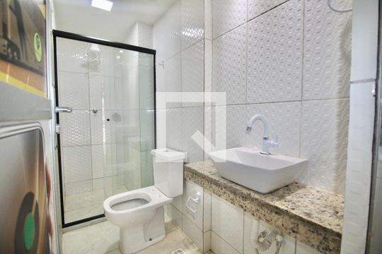 Banheiro de kitnet/studio para alugar com 1 quarto, 42m² em Nazaré, Salvador
