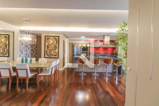 Sala de apartamento à venda com 3 quartos, 131m² em Jardim Ermida I, Jundiaí