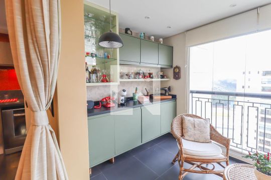 Sacada de apartamento à venda com 3 quartos, 131m² em Jardim Ermida I, Jundiaí