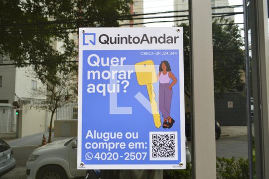 Placa de apartamento para alugar com 3 quartos, 131m² em Vila Mariana, São Paulo
