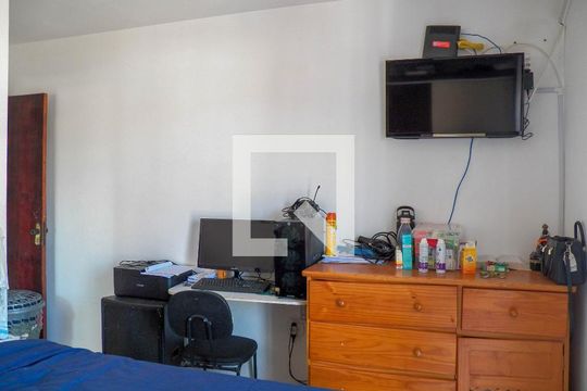 Suíte de casa à venda com 3 quartos, 110m² em Jardim Peri, São Paulo