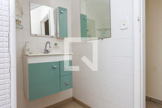 Lavabo de casa à venda com 2 quartos, 160m² em Jardim das Acacias, São Paulo