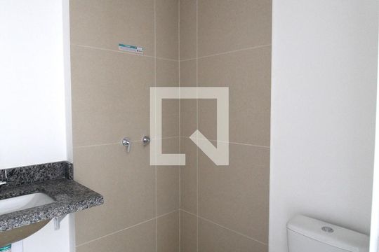 Banheiro de apartamento à venda com 2 quartos, 41m² em Indianópolis, São Paulo