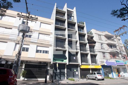 Fachada de kitnet/studio à venda com 1 quarto, 43m² em Farroupilha, Porto Alegre